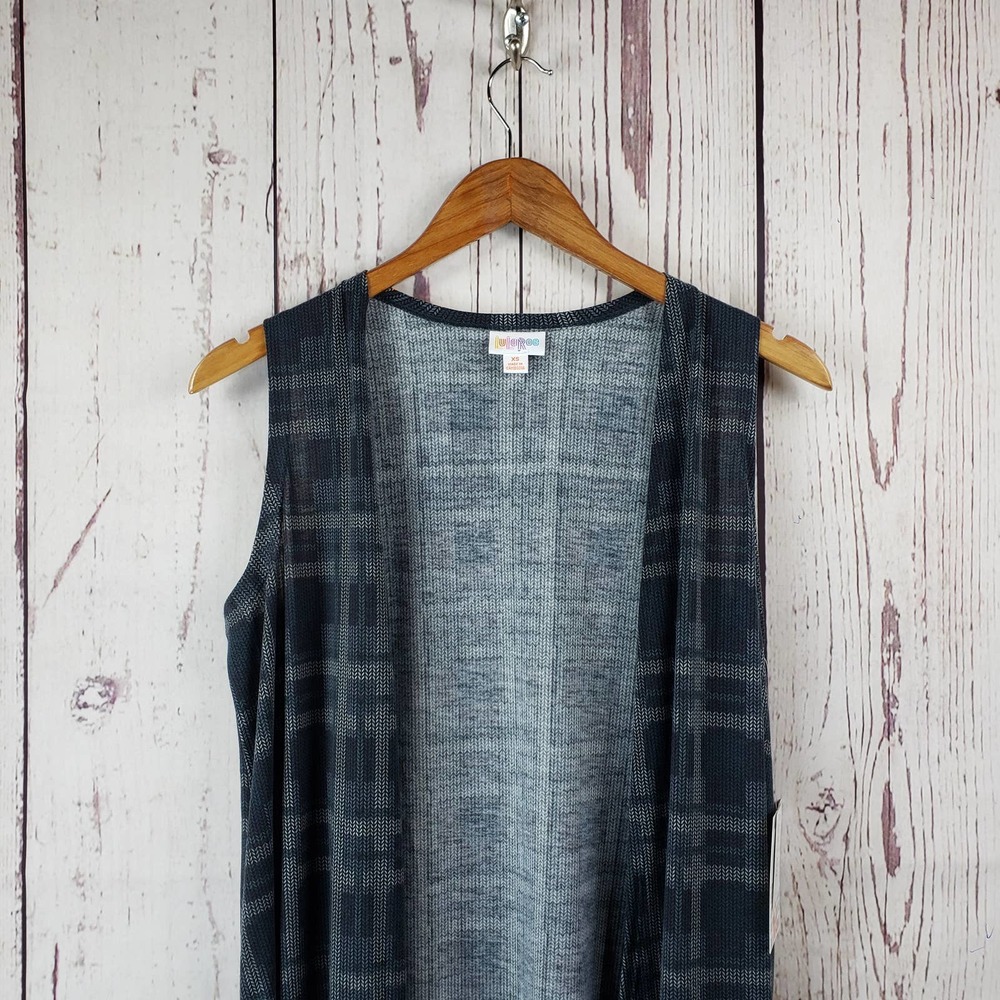 LulaRoe Joy Vest Womens Size XS Plaid Sleeveless Open Front Long Black NWT